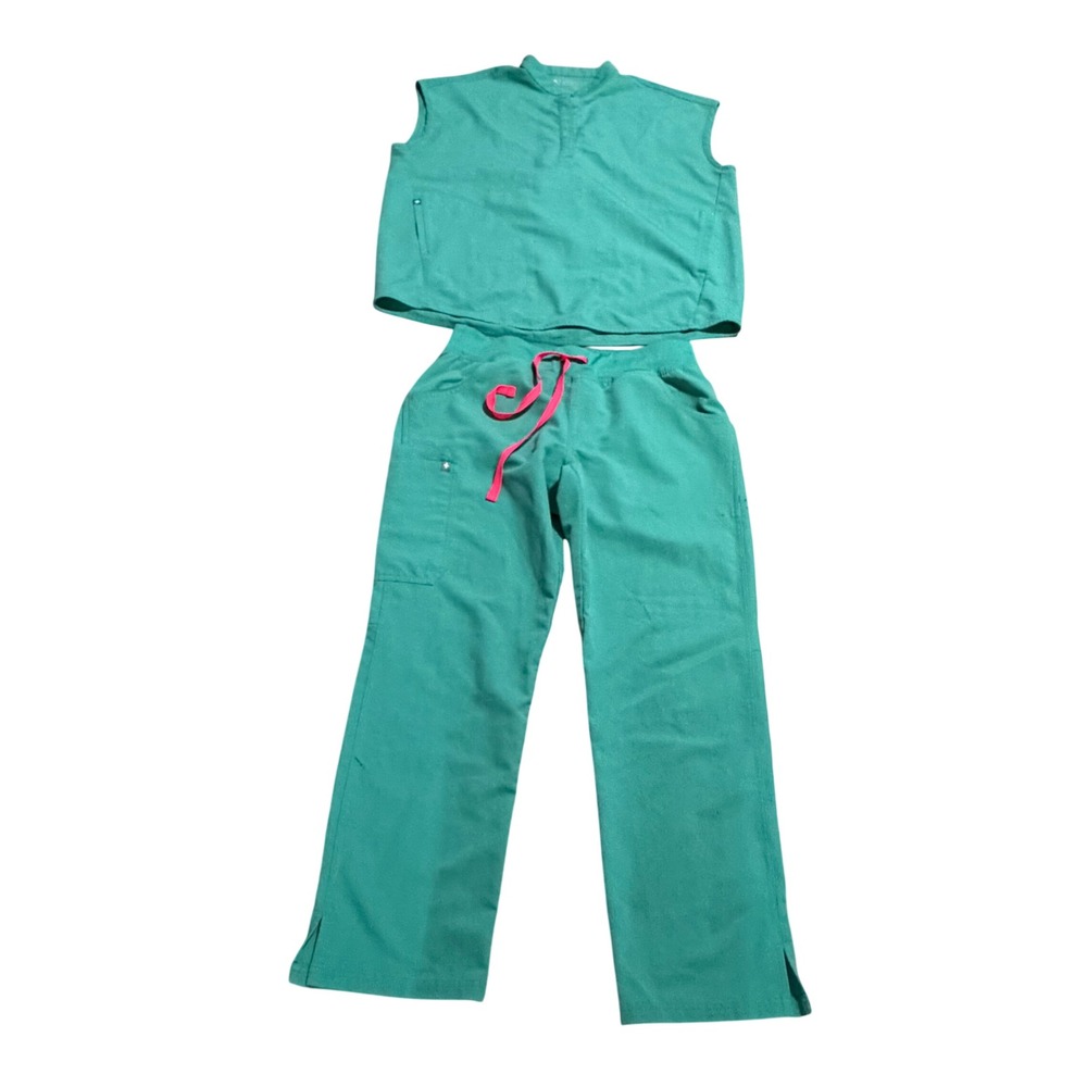 Figs "Surgical Green" Scrub Set Rafaela top sz M Kade Cargo Pants sz M Petite